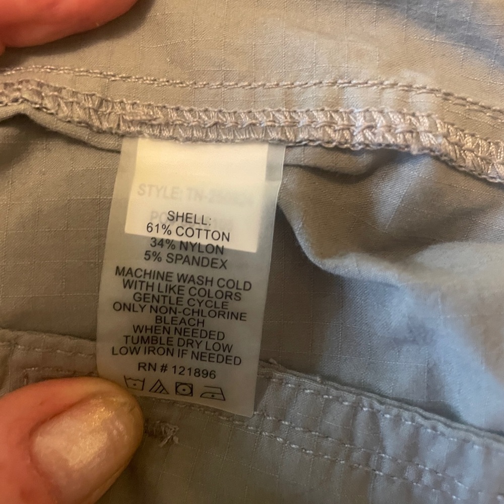 Title Nine Women's Gray Cropped Scout Pants - Picture 7 of 8